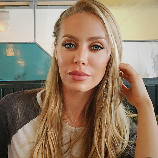 SEASON 2 &bull;&nbsp;NICOLE ANISTON &bull;&nbsp;BONUS